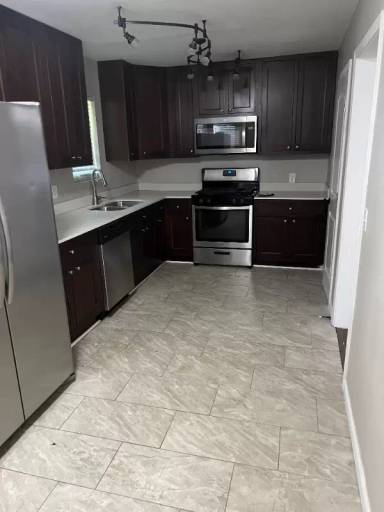 Main picture of 182 Southfield Rd