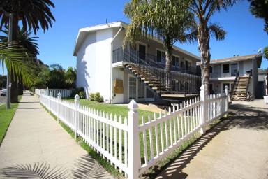 Main picture of 409 California St