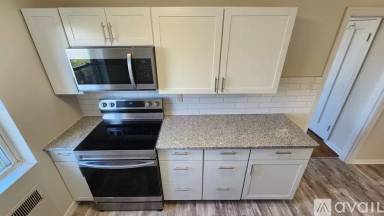 Main picture of 5509 Fenwick Ave
