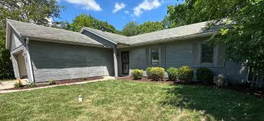 Main picture of 9625 Saint Joseph St