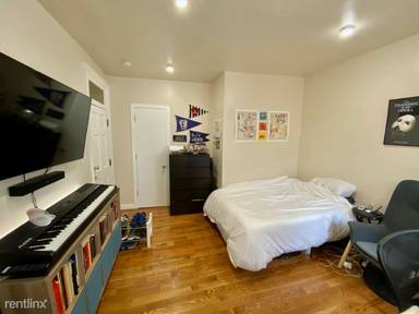 Main picture of 1422 Meridian Pl NW