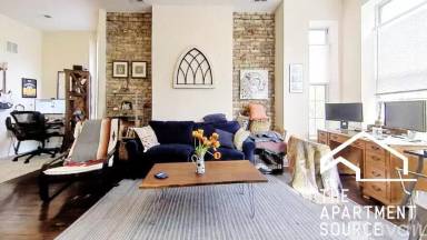 Main picture of 1740 W Huron St