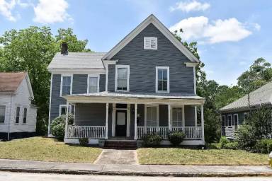 Main picture of 144 Stonewall Pl
