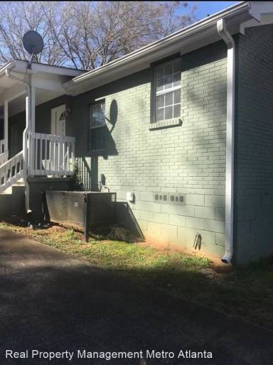 Main picture of 2921 Glenwood Ave SE