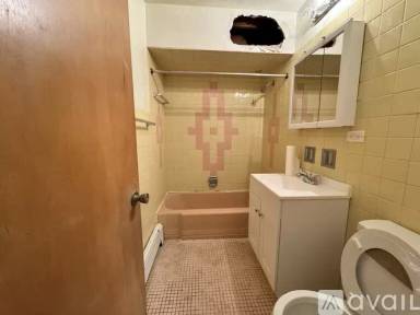 Main picture of 437 E 81st St