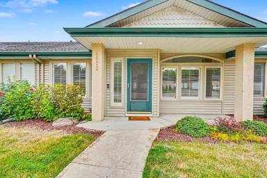 Main picture of 4023 N Bayou Ln