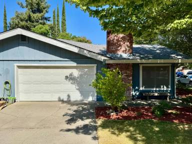 Main picture of 7240 Kenneth Ave