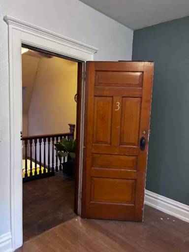 Main picture of 1705 W 10th Ave