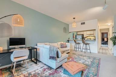 Main picture of 3280 47th St