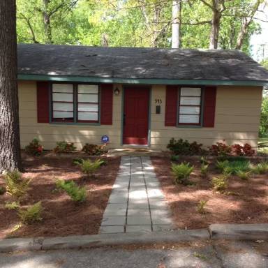 Main picture of 572 Cecil Ct