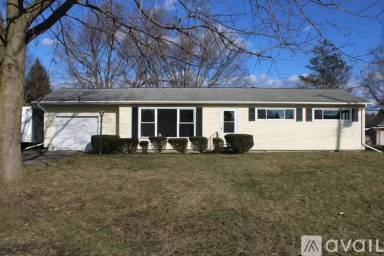 Main picture of 216 Meadowlark Rd
