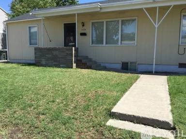 Main picture of 1426 McPherson Ave