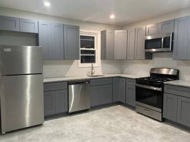 Main picture of 1017 Stuyvesant Ave