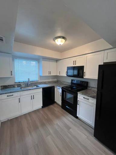 Main picture of 7108 S Kissimmee St