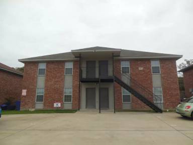 Main picture of 413 Creek St