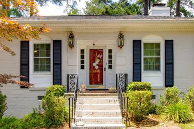 Main picture of 6553 Eastshore Rd