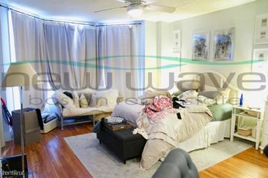 Main picture of 224 Commonwealth Ave