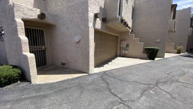 Main picture of 130 W Maryland Ave