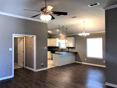 Main picture of 5903 103rd St