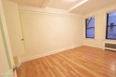 Main picture of 527 3rd Ave