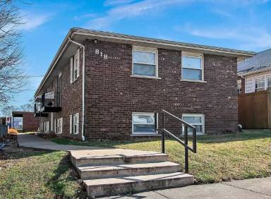 Main picture of 818 S 3rd Ave