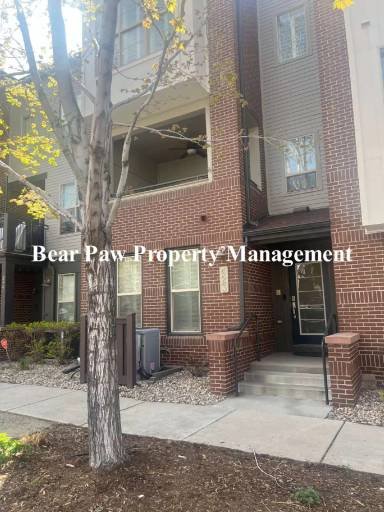 Main picture of 423 S Reed Ct