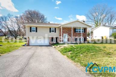 Main picture of 213 Warfield Rd