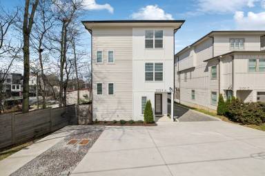 Main picture of 2109A 23rd Ave N