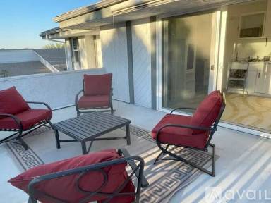 Main picture of 140 Beech Rd