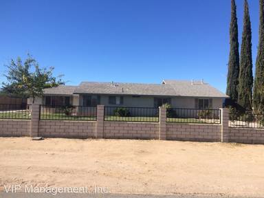 Main picture of 11122 Redwood Ave