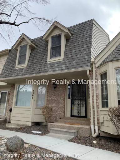 Main picture of 7565 S Cove Cir