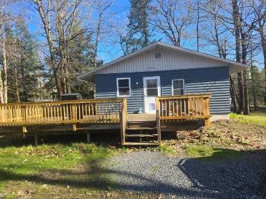 Main picture of 118 Town Farm Rd