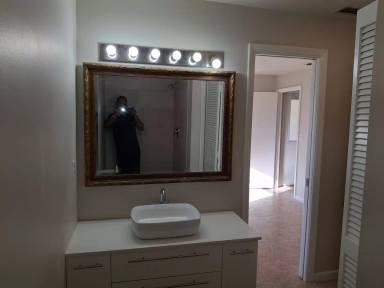 Main picture of 1021 SE 39th Ter