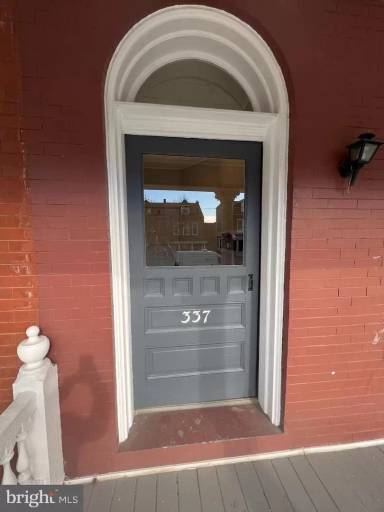 Main picture of 337 W Lemon St