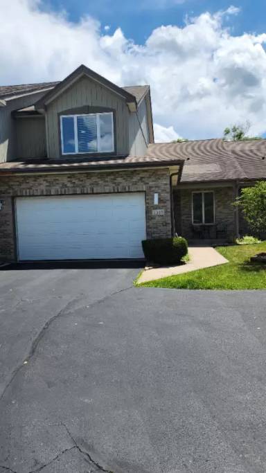 Main picture of 1343 Rosewood Ct