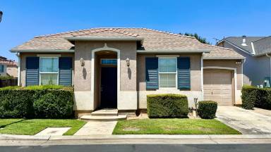 Main picture of 643 W Casanova Ln