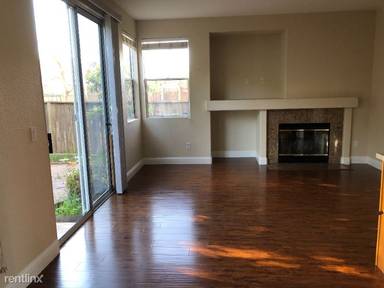 Main picture of 2396 Amethyst Way