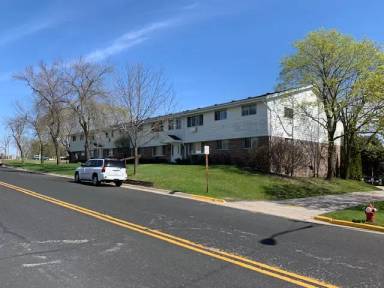 Main picture of 602 Bernard St