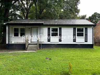 Main picture of 1009 Luke St