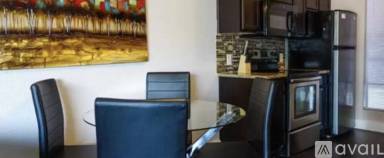 Main picture of 7211 NE Drive Unit Unit