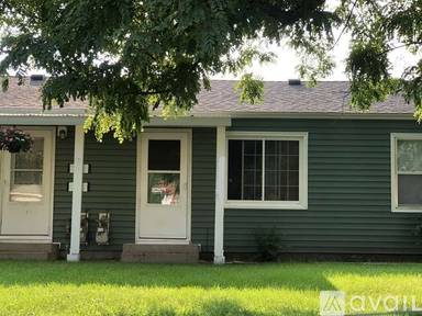Main picture of 5618 6th St NE
