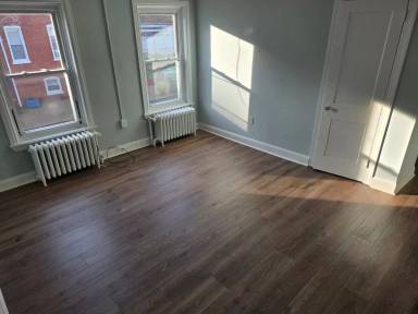 Main picture of 1317 W 3rd St