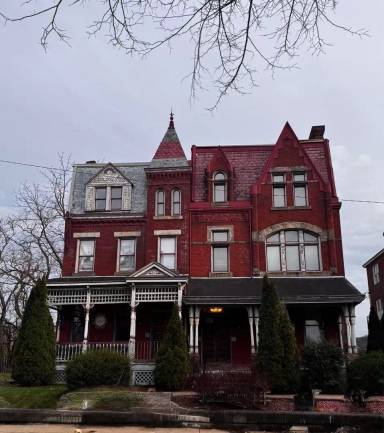 Main picture of 1225 W North Ave