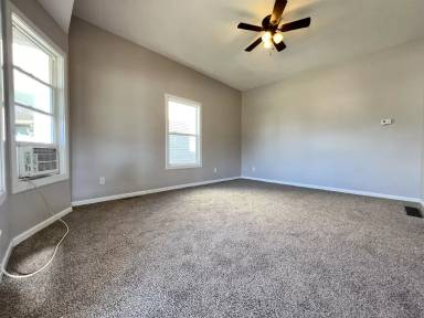 Main picture of 621 A Ave NW
