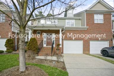 Main picture of 121 Florians Dr