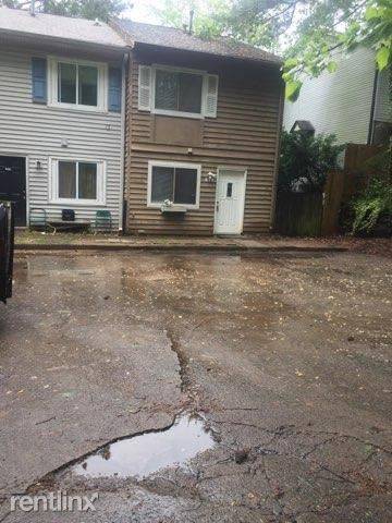 Main picture of 557 Northridge Crossing Dr