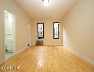 Main picture of 11880 Metropolitan Ave