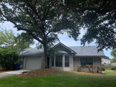 Main picture of 2804 Ocean Dr