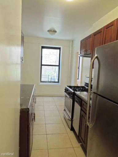 Main picture of 97 Brooklyn Ave