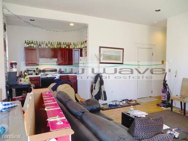 Main picture of 1750 Washington St